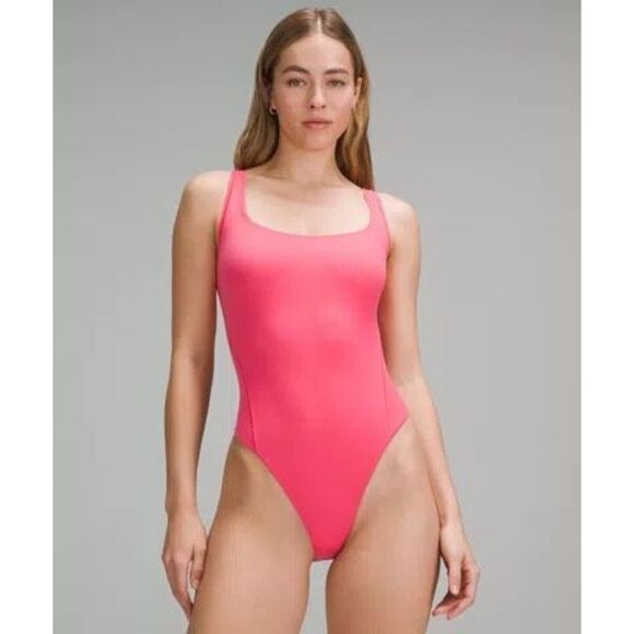Lululemon Wundermost Ultra-Soft Nulu Square-Neck Sleeveless Bodysuit size M - Picture 1 of 4
